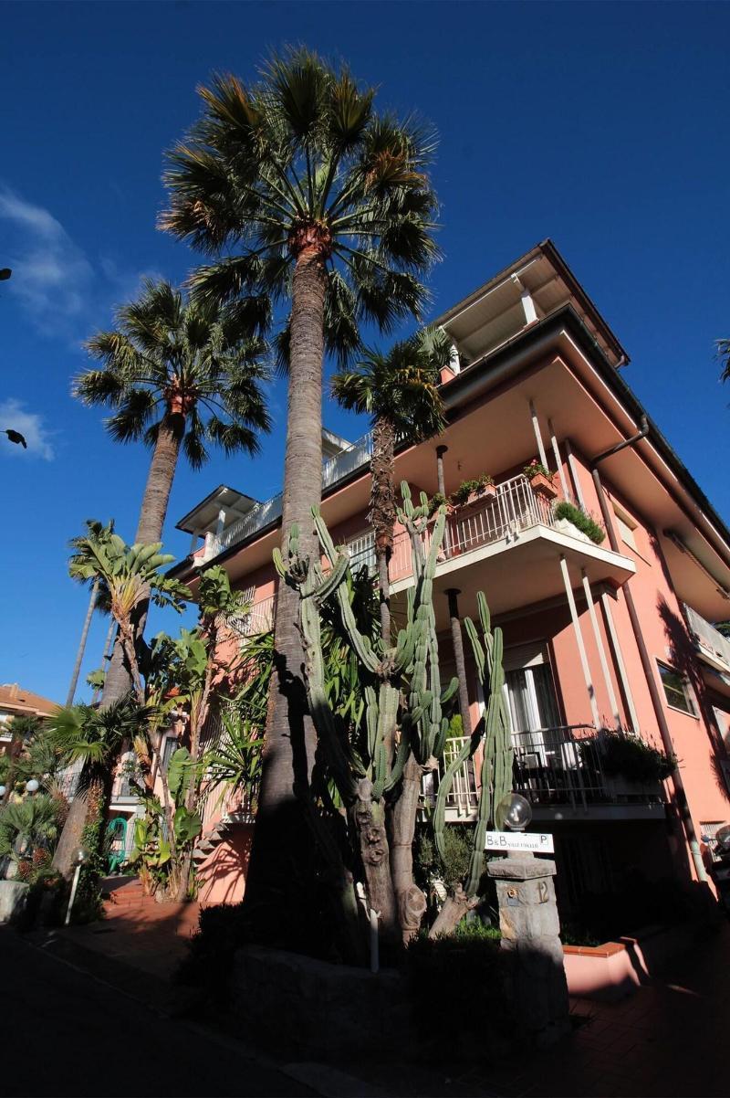 Villa Mirella Bordighera Esterno foto